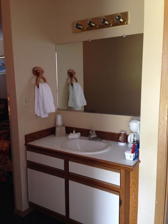 Lakeshore Inn & Suites Anchorage Ruang foto