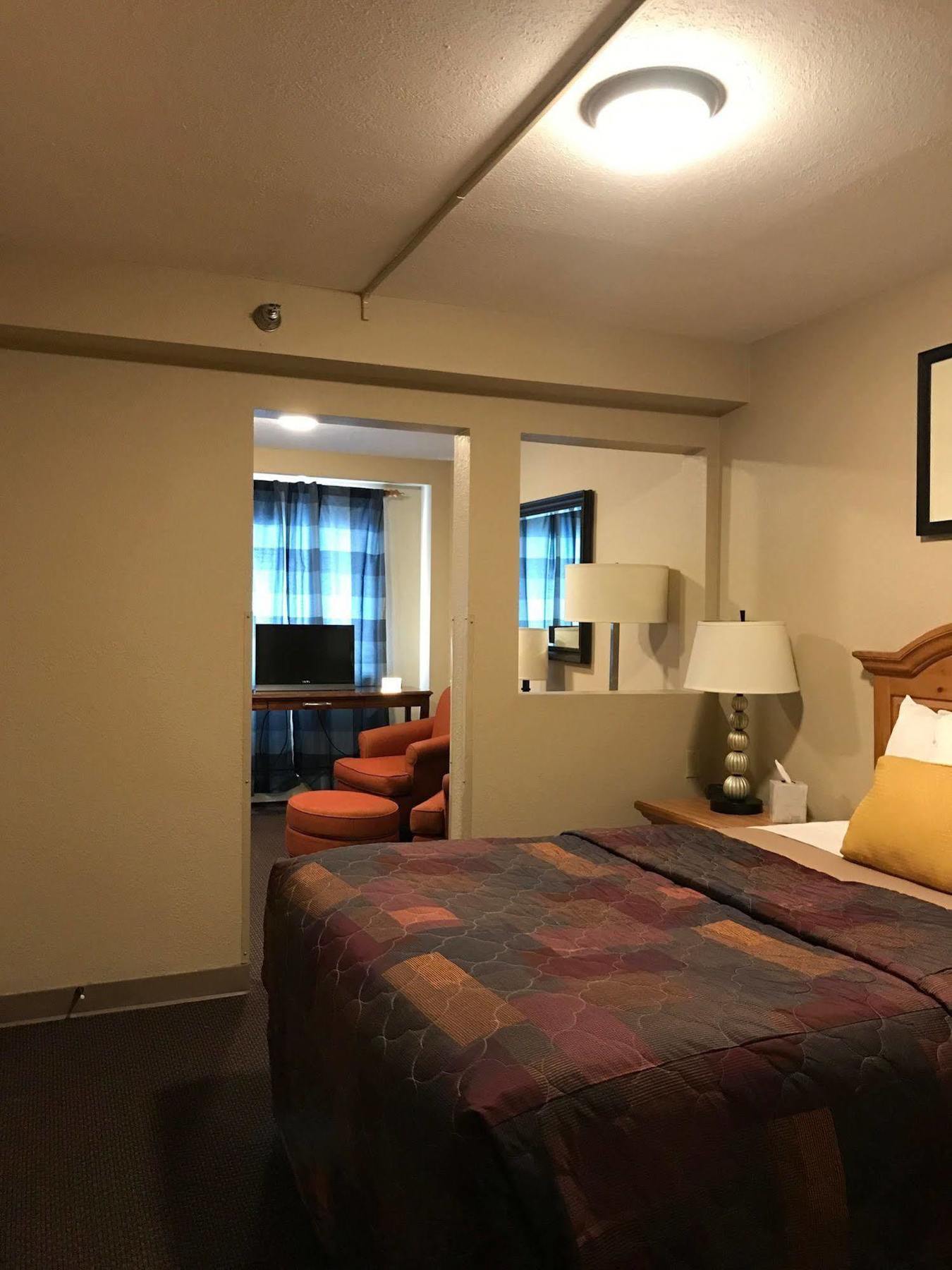 Lakeshore Inn & Suites Anchorage Bagian luar foto