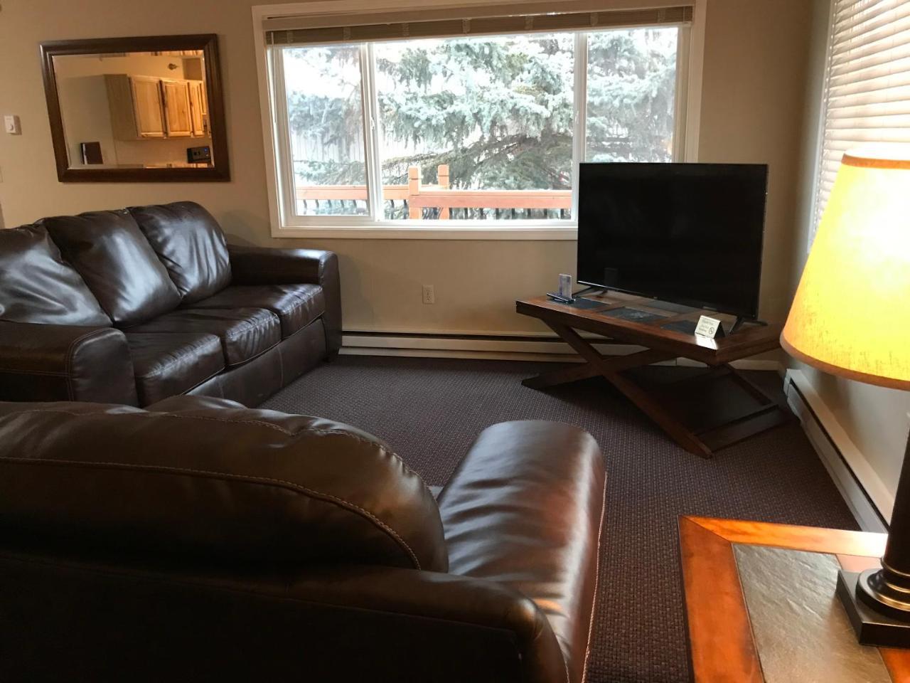 Lakeshore Inn & Suites Anchorage Bagian luar foto